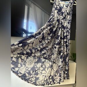 Simply Vera Wang Floral High-Low Maxi Dress!
